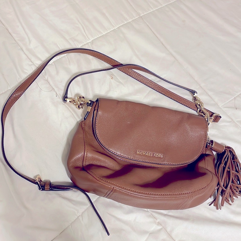Michael Korea cross body